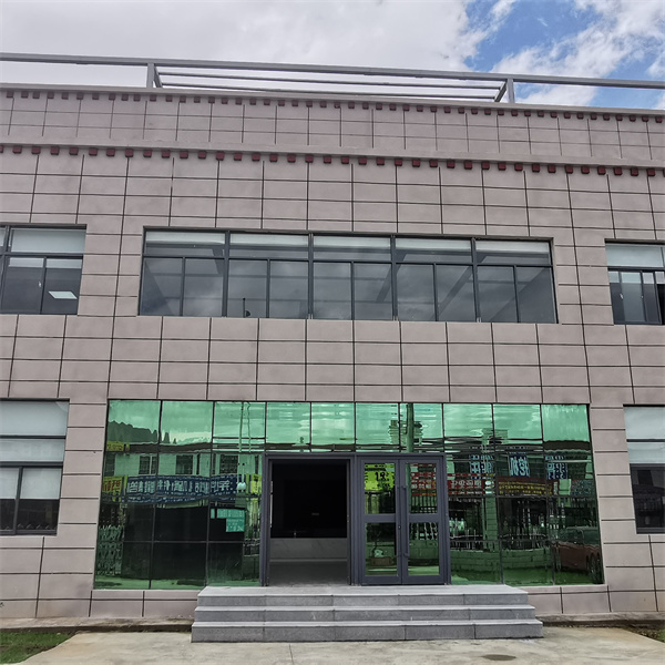 西藏建廠(chǎng)及天然原料種植園